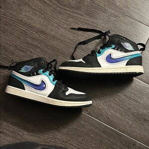 Jordan 1 Kids Sneakers